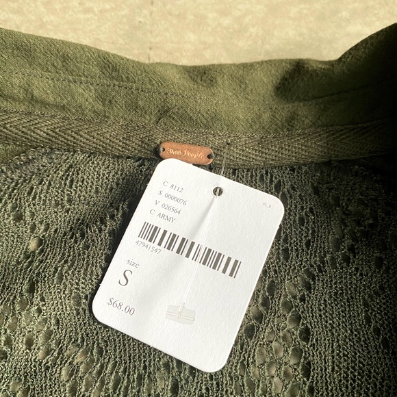 NWT Free People Button Down Collar Shirt - Picture 3 of 3